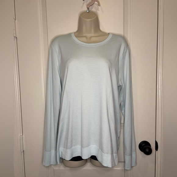 (73)Lululemon Relaxed Fit Swiftly Powder Blue - Picture 4 of 5